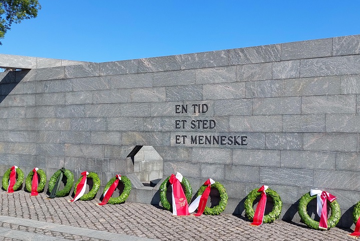 Flagdag 2023. Kranselægning i Kastellet for de udsendte danske soldater.